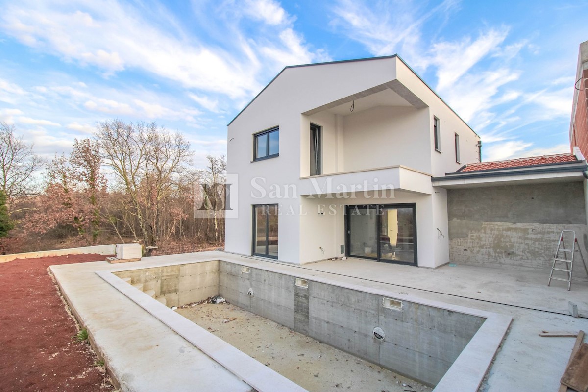 Poreč, surroundings - quality new construction not far from the city