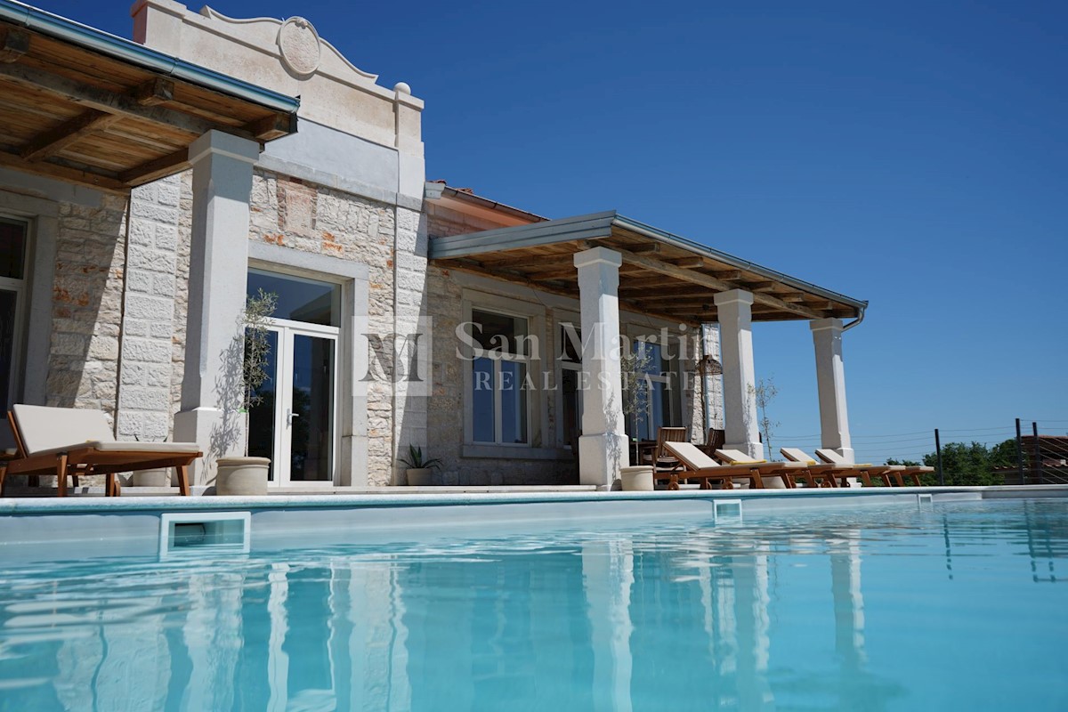 Poreč-surroundings, beautiful autochthonous luxury villa