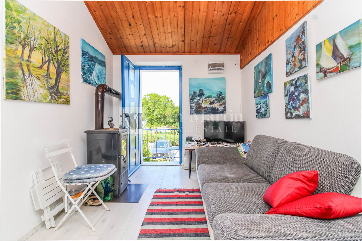 EXCLUSIVE - Poreč, Apartment with 3 bedrooms 800m from the sea - OPPORTUNITY!!!