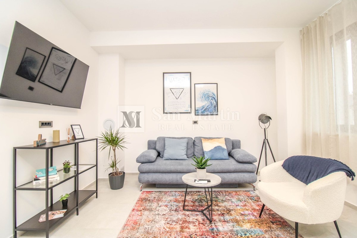 Poreč, surroundings - fully furnished apartment on the 1st floor