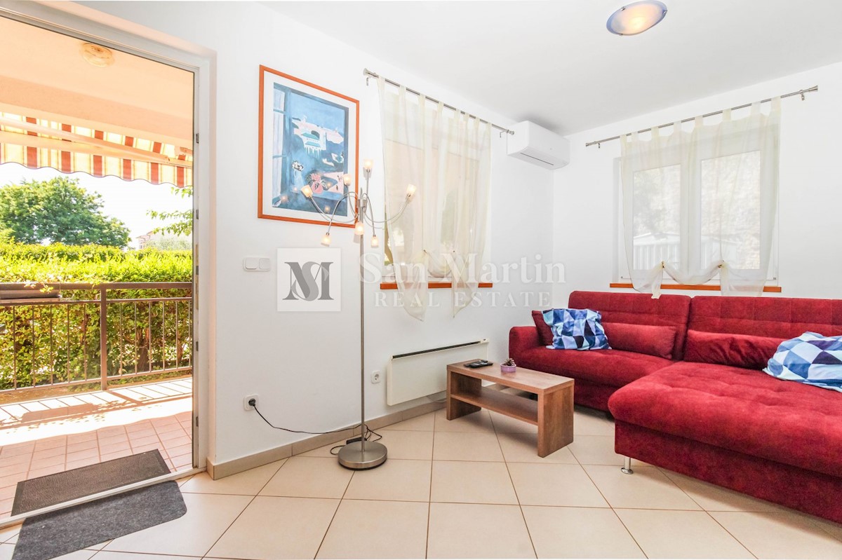 Poreč, Apartment on the ground floor with a terrace