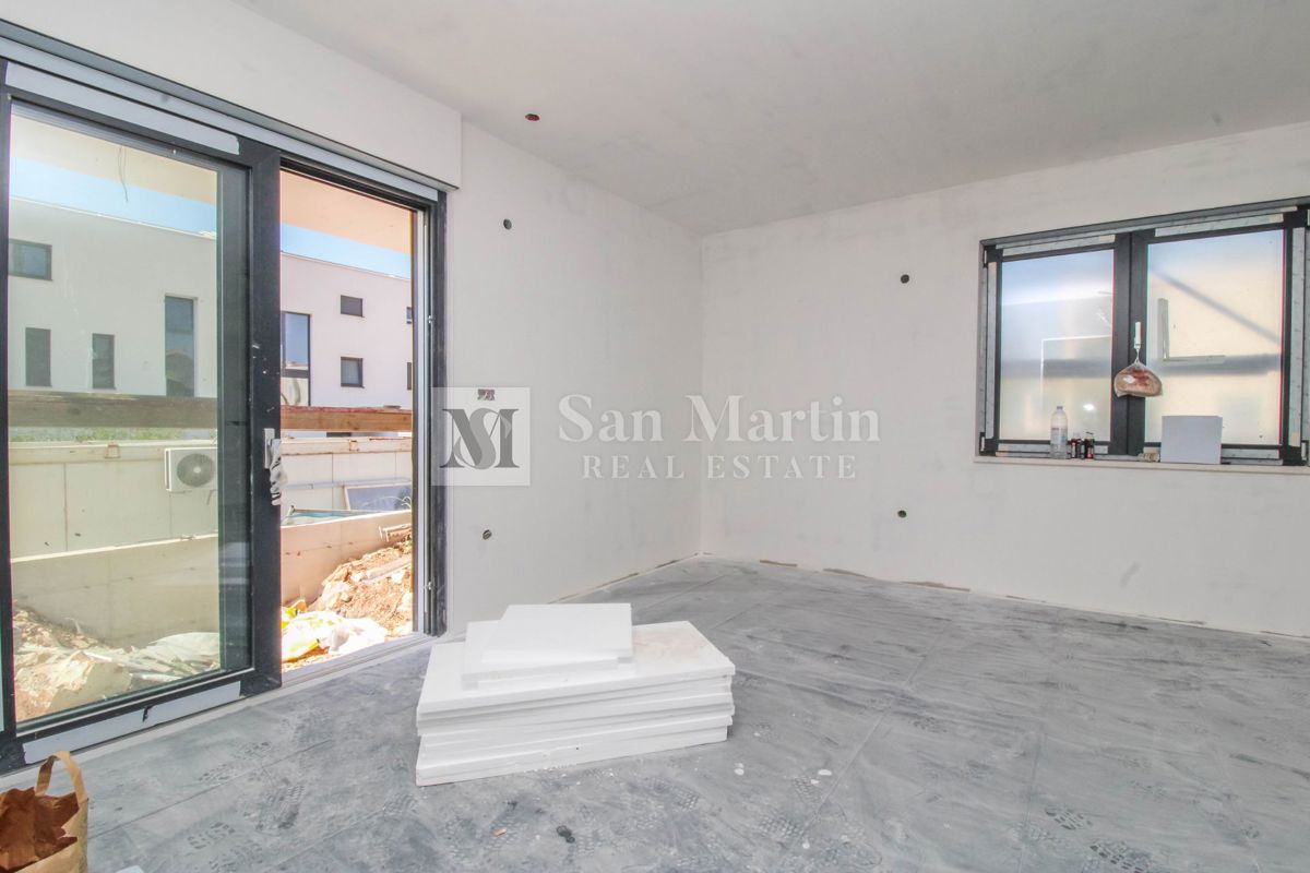 Poreč, Wohnung in einem Neubau im ersten Stock