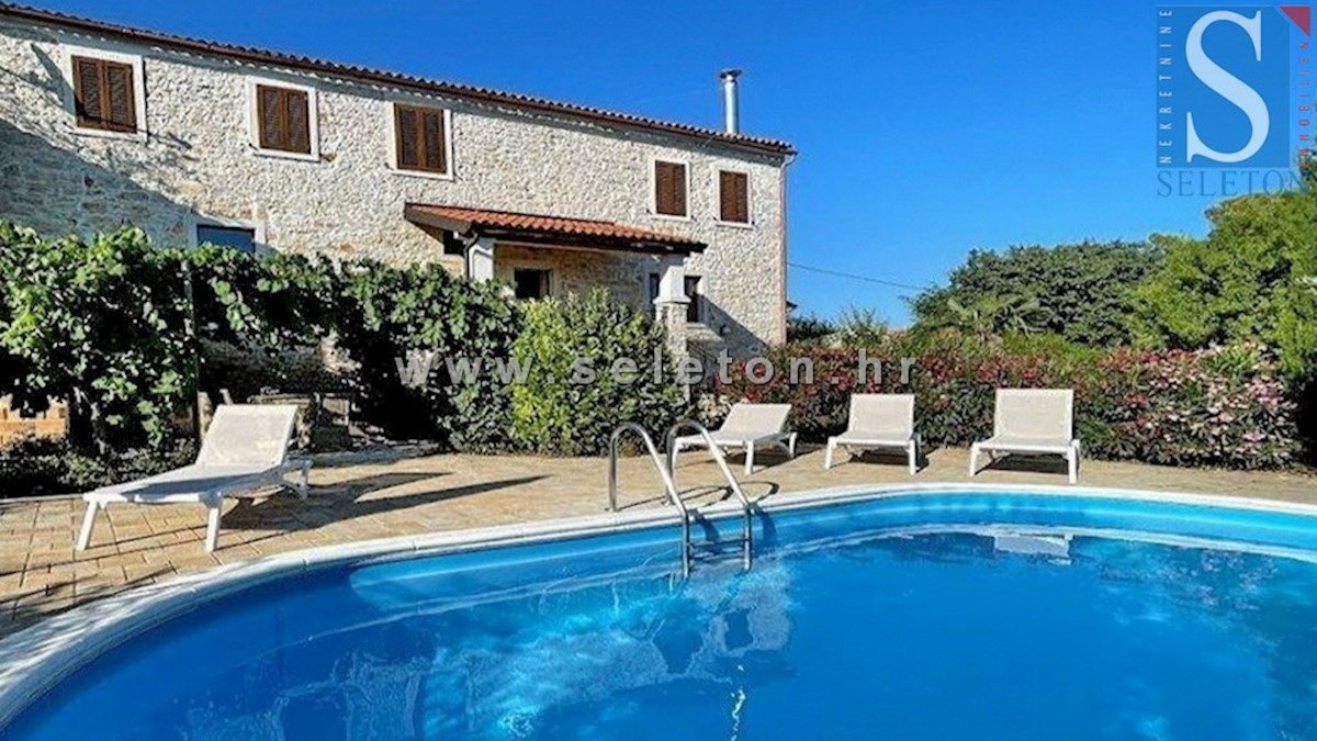Renoviertes Steinhaus von 227 m2 mit Swimmingpool in der Nähe von Poreč