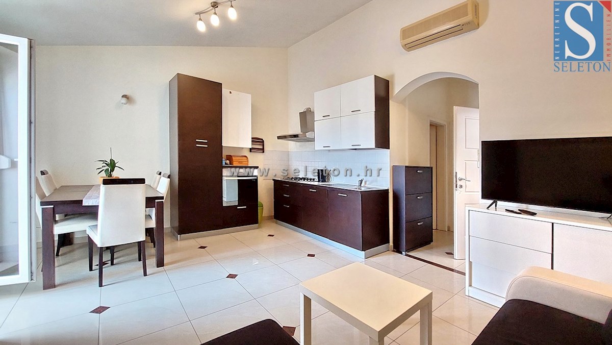 Furnished apartment of 45 m2 in the vicinity of Poreč, 2 bedrooms