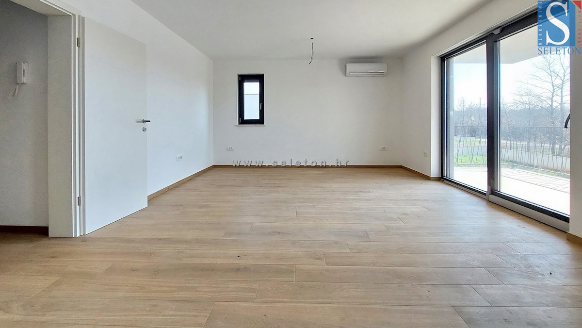 New apartment of 68 m2 in the vicinity of Poreč, 1st floor