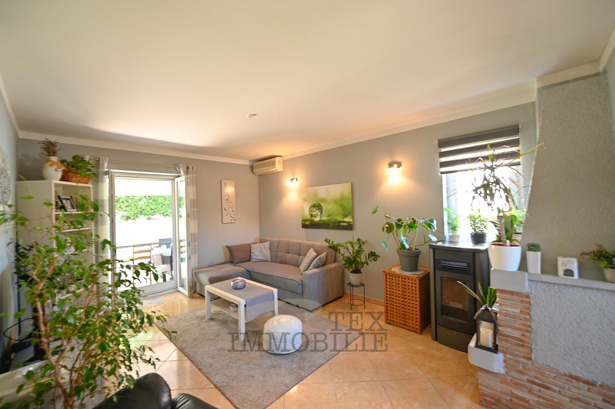 Spacious apartment in Porec, 3 km from the sea