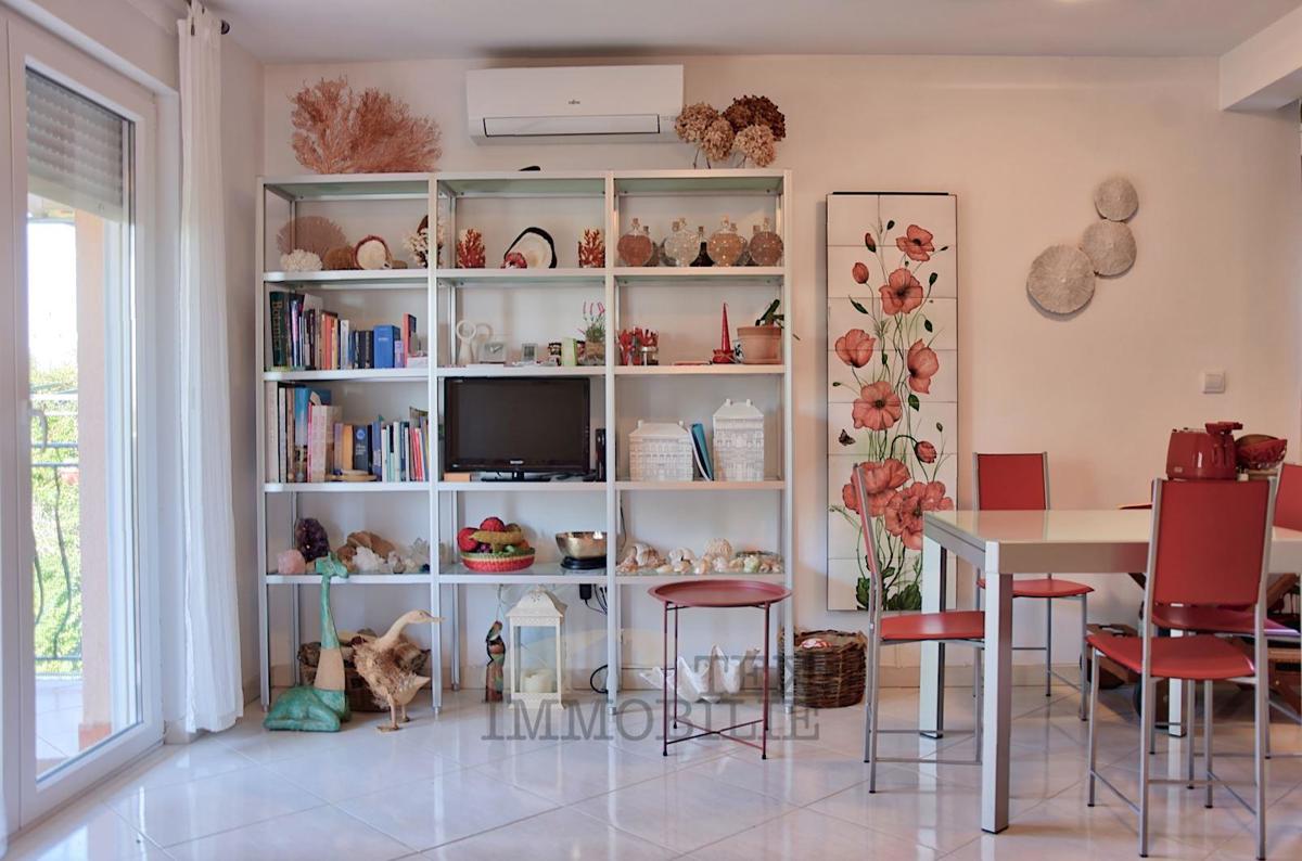 Poreč, Beautiful apartment with garden 3 km from the sea