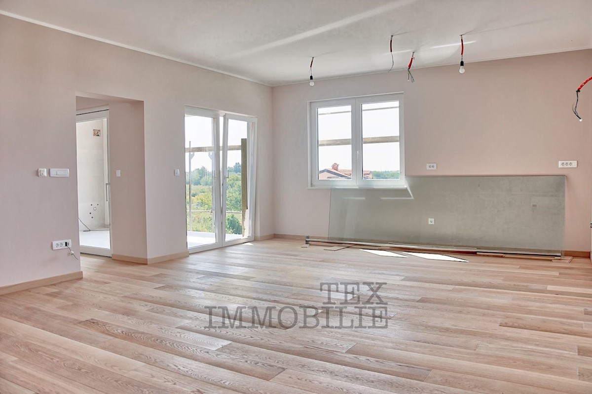 New construction - apartment with three bedrooms in Poreč