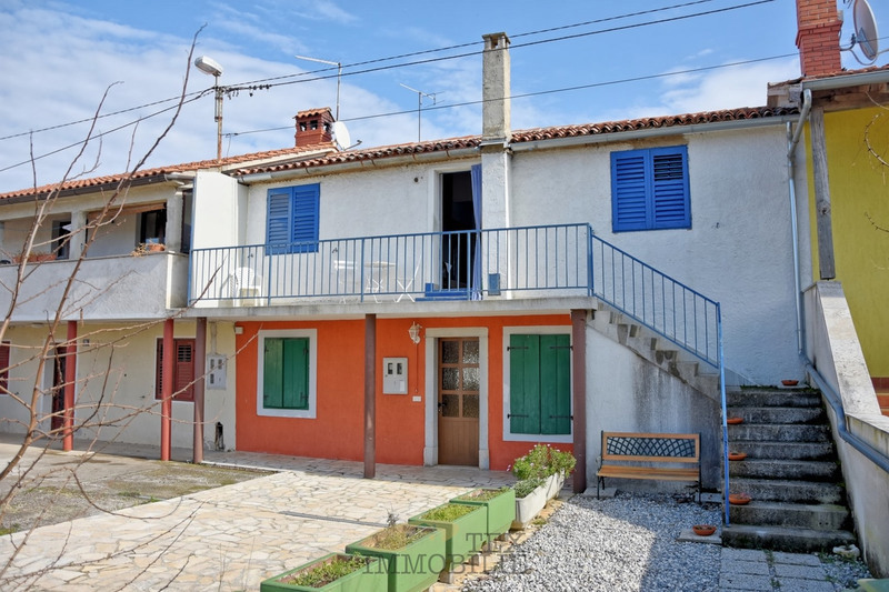 Two bedroom apartment in a quiet village, near Porec