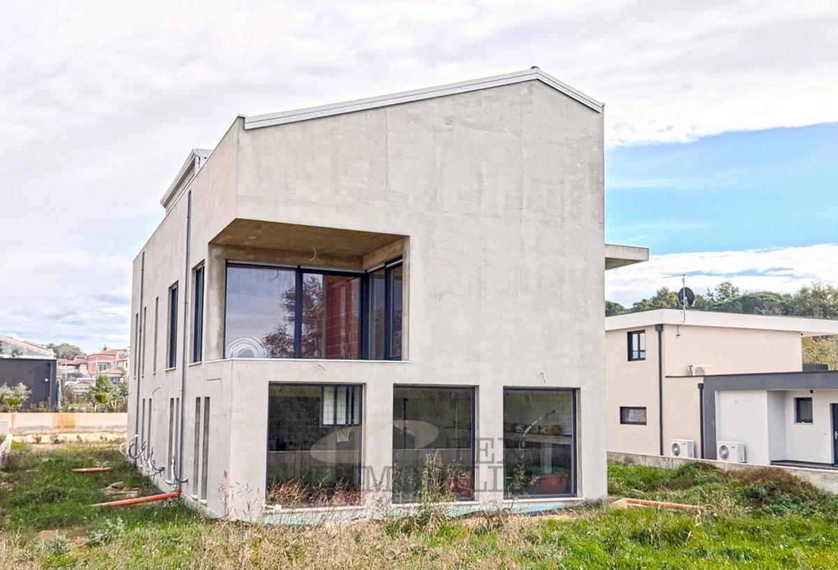 Poreč, apartment under construction 1.6 km from the sea - S4