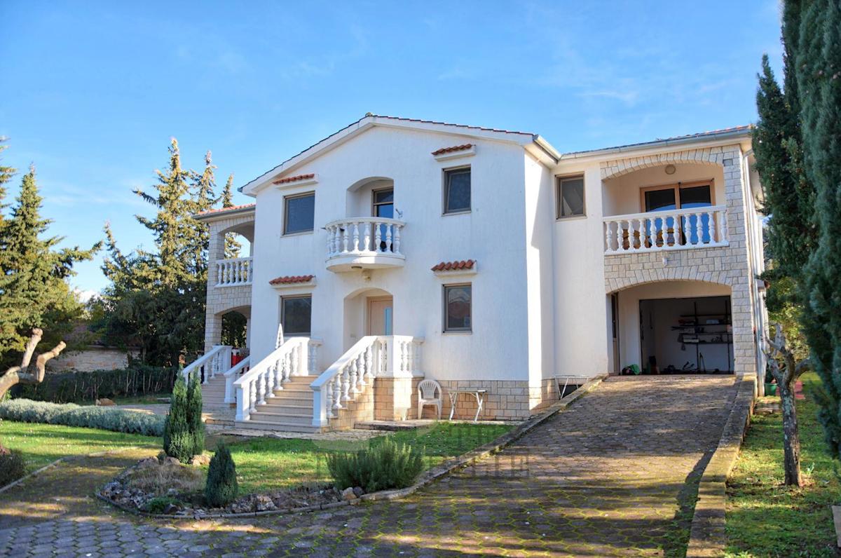 Poreč, family house only 2 km from the sea