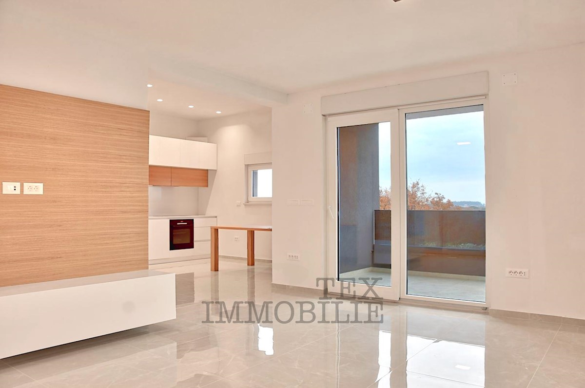 Porec, new apartments only 1500m from the sea