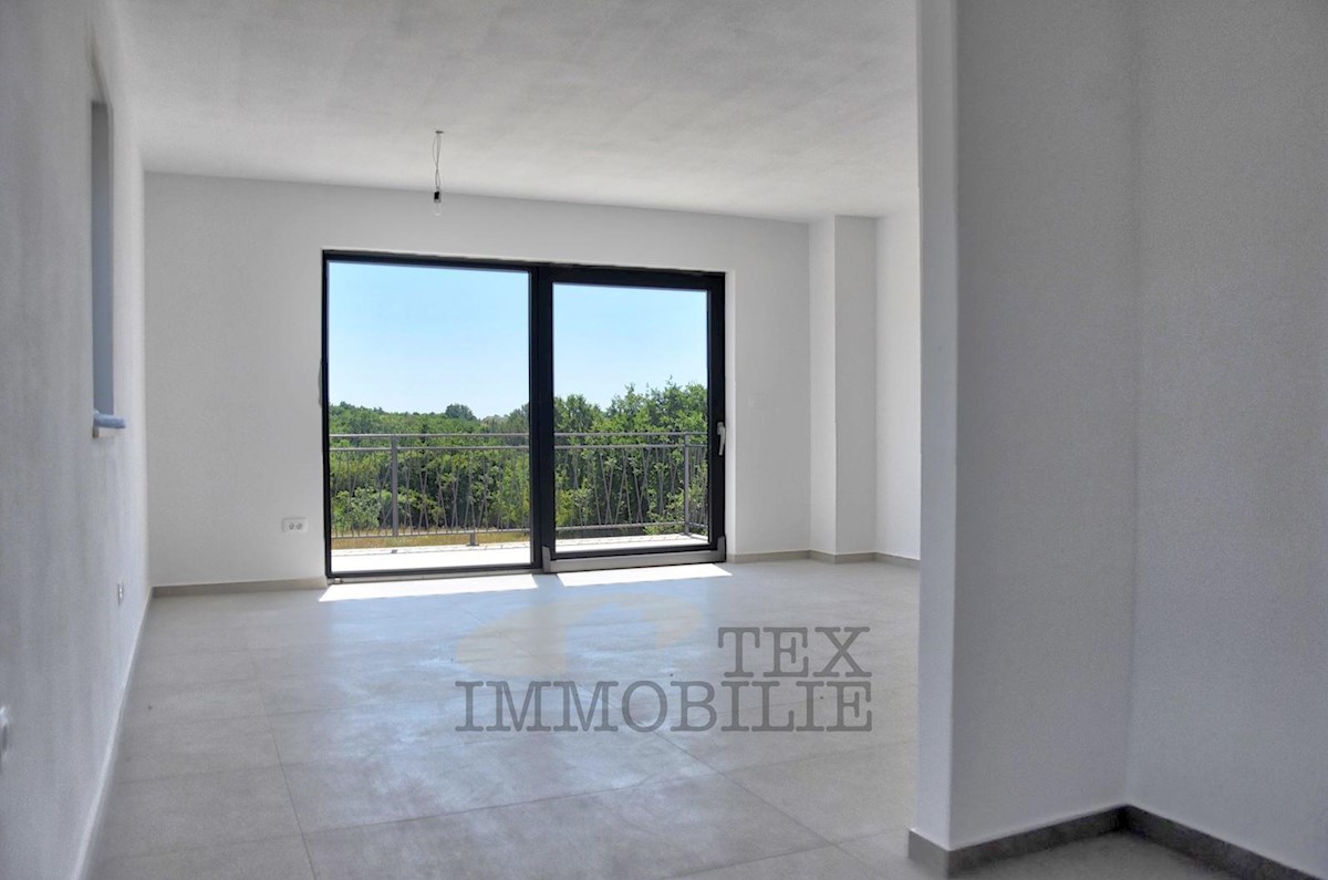 First floor apartment near the sea, 94 m2