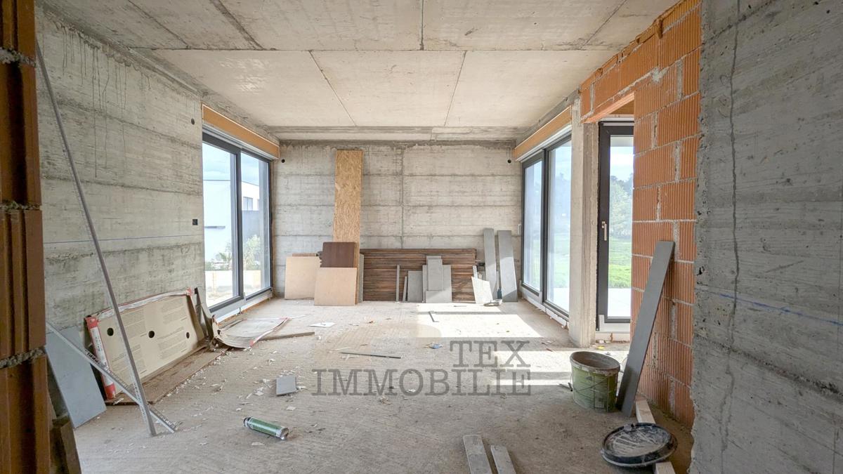 Poreč, excellent new apartment 1.6 km from the sea - S1