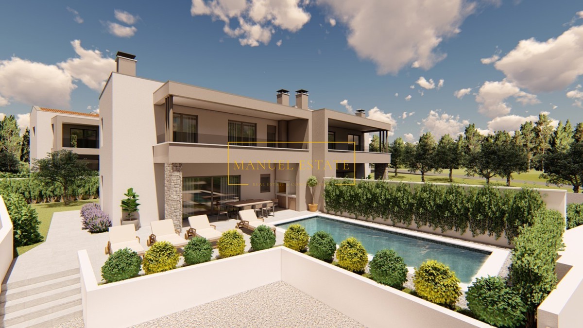 LUKSUZNA KUĆA S BAZENOM I 3 SPAVAĆE SOBE U OKOLICI POREČA, SAMO 600M OD MORA!