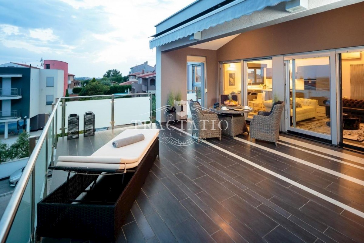 Luksuzni penthouse sa pogledom na more, Pula