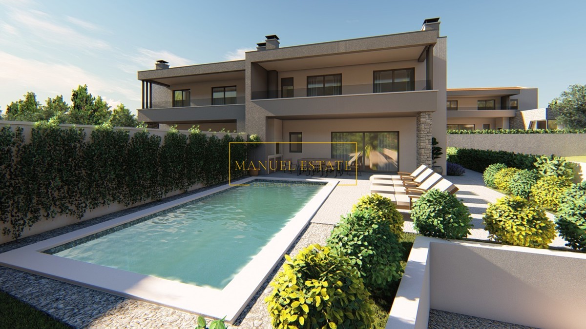 LUKSUZNA VILA S BAZENOM U TURISTIČKOM NASELJU, OKOLICA POREČA, SAMO 600M OD MORA!