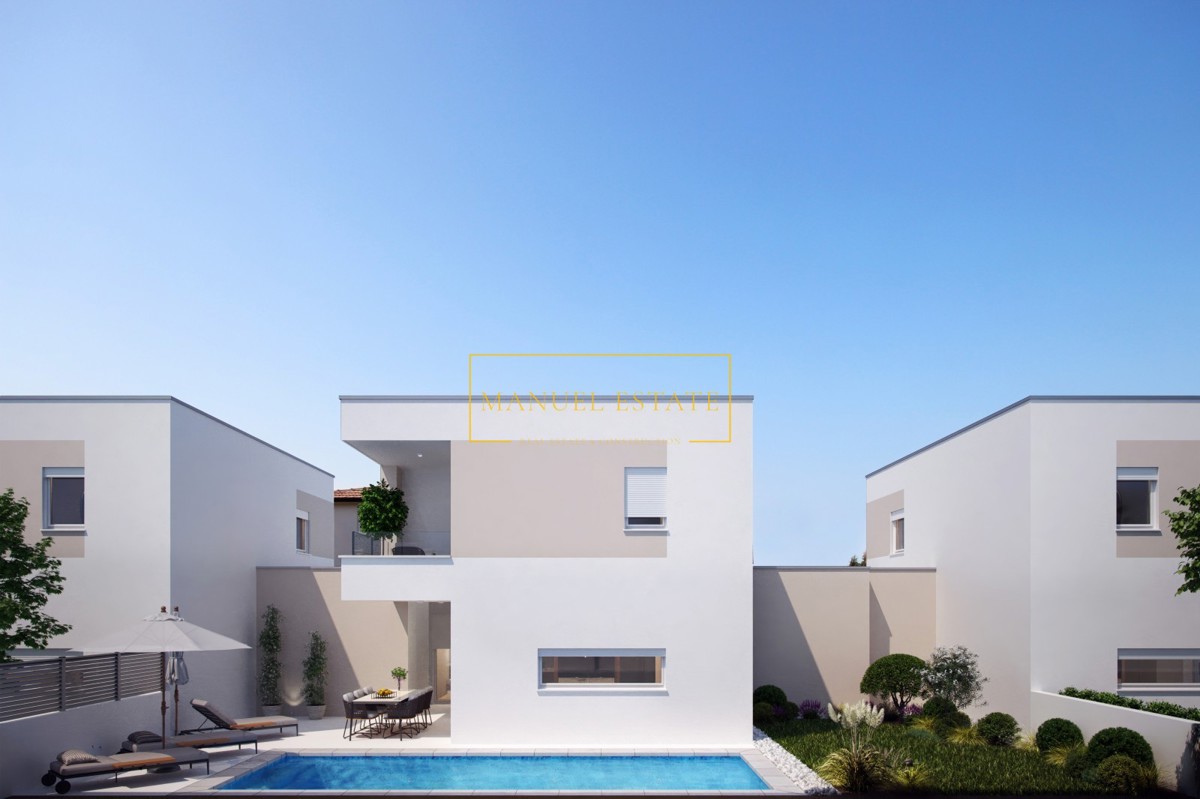 MODERNA VILA NA PRODAJU U POREČU, ISTRA – IDEALNO ZA OBITELJSKI ŽIVOT I INVESTICIJU!