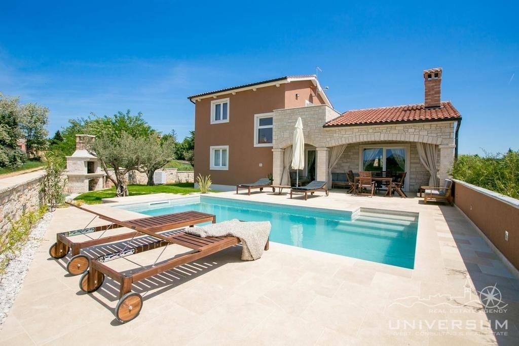 Schöne Villa mit Pool in der Nähe von Porec