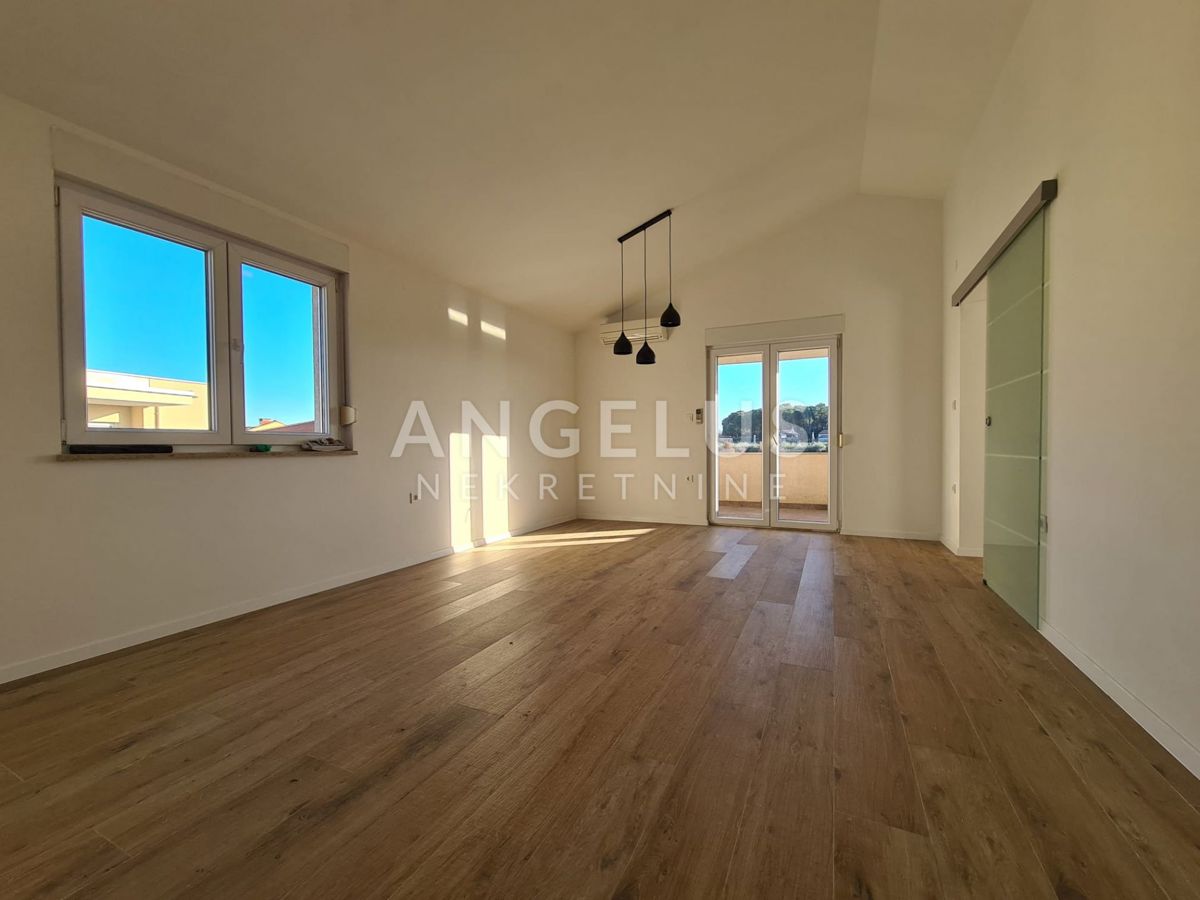 Istra, Pula - Renovirani dvosobni stan, 60m2